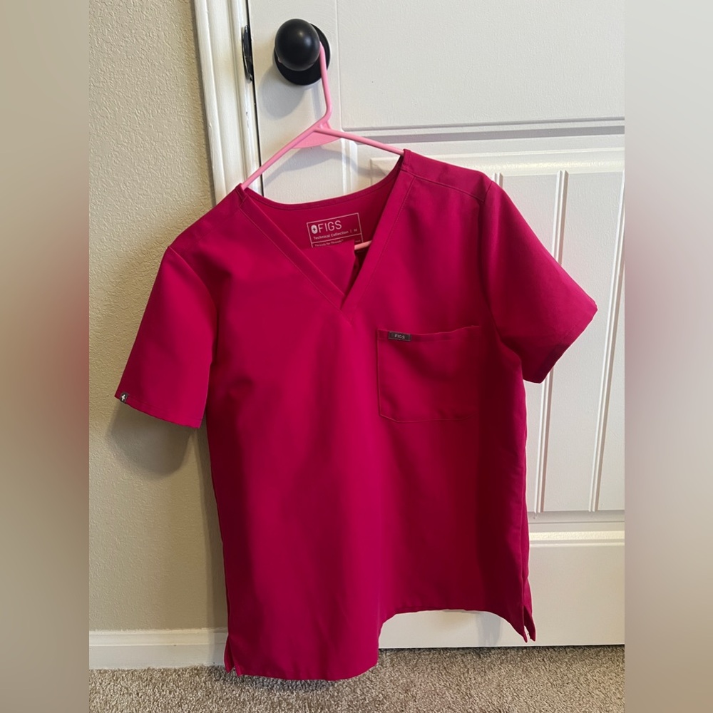 Pink Figs Catarina One Pocket Scrub Top